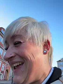 Rozendefotz online show from April 2026 06:14:01 AM