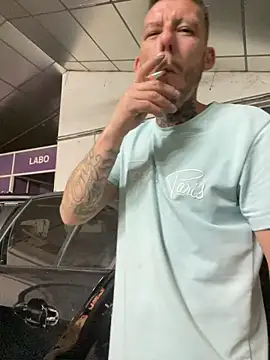 Snapshot of pimousssse chatting on October 2025 01:25:02 AM pimousssse online show from October 2025 01:25:02 AM