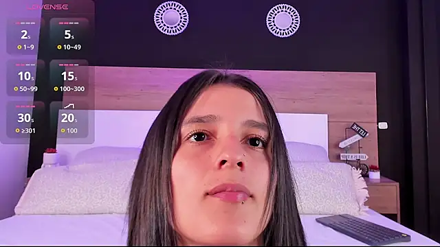 Snapshot of MiaTaylorSweet chatting on October 2025 01:06:02 PM MiaTaylorSweet online show from October 2025 01:06:02 PM