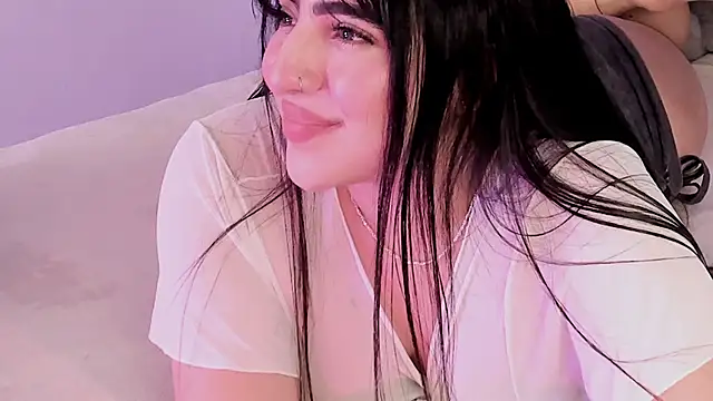 Snapshot of Camila_Matinez_ chatting on October 2025 12:41:02 AM Camila Matinez online show from October 2025 12:41:02 AM