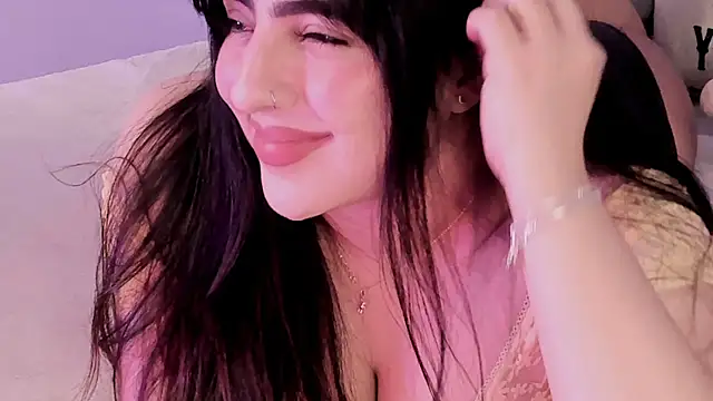 Camila Matinez  online show from January 2026 01:41:01 AM