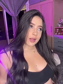 Emiily Moore1 online show from December 2025 12:48:01 AM