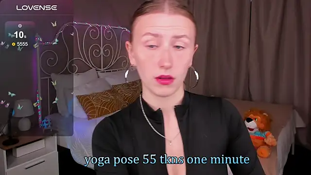 Snapshot of VesperaCeleste chatting on September 2025 05:40:01 AM VesperaCeleste online show from September 2025 05:40:01 AM