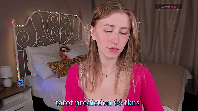 Snapshot of VesperaCeleste chatting on September 2025 05:39:02 AM VesperaCeleste online show from September 2025 05:39:02 AM