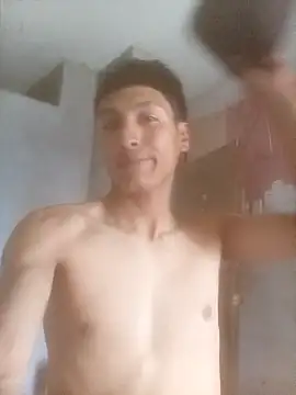 Snapshot of Bebicho14 chatting on January 2026 06:00:02 PM Bebicho14 online show from January 2026 06:00:02 PM