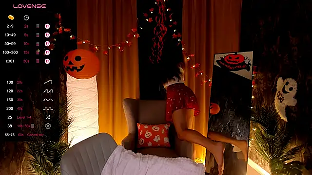 amy cute cat online show from October 2025 08:46:01 AM