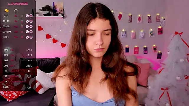 amy cute cat online show from December 2025 08:54:02 AM