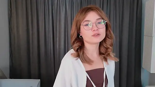 Snapshot of Susan_Gardner chatting on October 2025 06:00:01 AM Susan Gardner online show from October 2025 06:00:01 AM