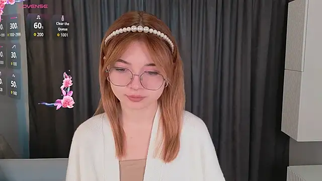 Snapshot of Susan_Gardner chatting on October 2025 06:03:01 AM Susan Gardner online show from October 2025 06:03:01 AM