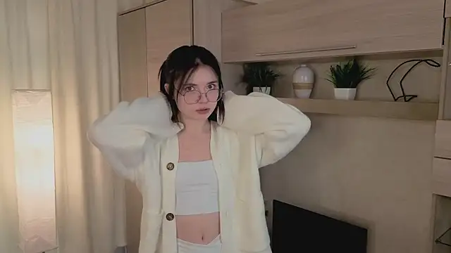 Snapshot of Susan_Gardner chatting on November 2025 06:13:01 AM Susan Gardner online show from November 2025 06:13:01 AM