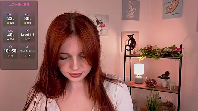 AnnieKim  online show from October 2025 02:04:01 PM