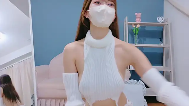 RIRI-style online show from November 2025 08:55:01 AM