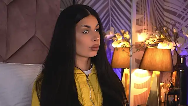 Snapshot of EvaRhea chatting on February 2026 04:00:02 AM EvaRhea online show from February 2026 04:00:02 AM