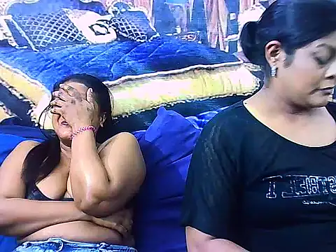 IndianSexyLady4u online show from December 2025 09:47:02 AM