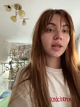 LunaMillie online show from July 2026 03:58:01 PM