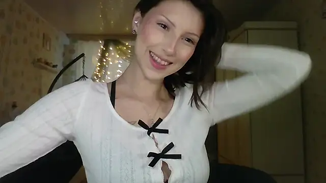 RuxaShade online show from December 2025 11:14:02 AM