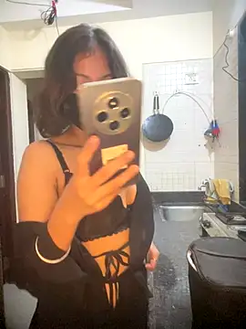 SIZZLER 1100 online show from November 2025 07:18:01 PM