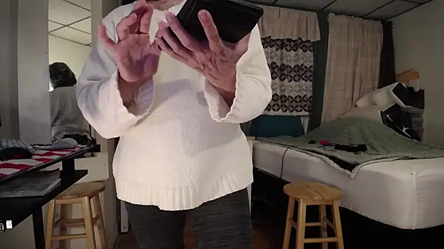 Snapshot of ANALTRAINING4U2 chatting on February 2025 04:18:02 AM ANALTRAINING4U2 online show from February 2025 04:18:02 AM