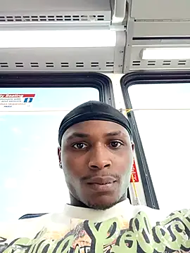 Dropdingo online show from May 2026 10:06:02 PM