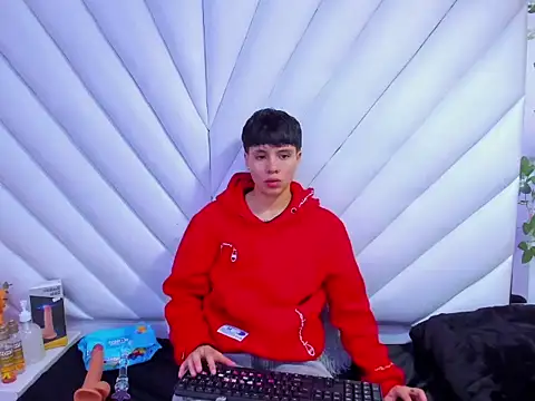 Bruno Cruzz online show from October 2025 02:34:01 AM