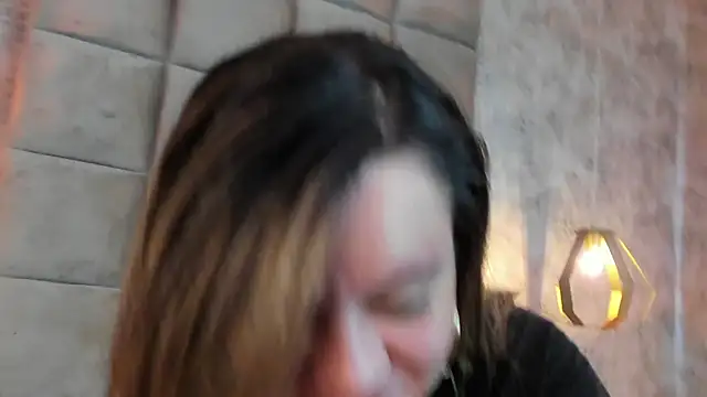 Sky Junne online show from January 2026 05:48:02 PM