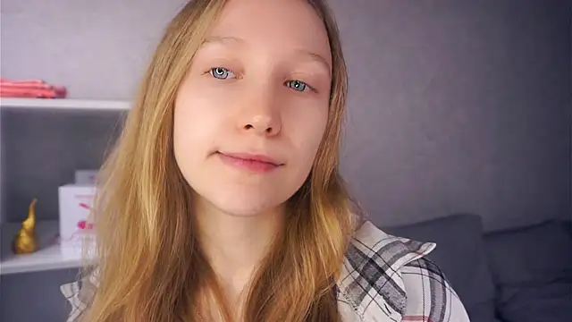 Snapshot of EarnestineGyllenband chatting on November 2025 06:51:02 AM EarnestineGyllenband online show from November 2025 06:51:02 AM