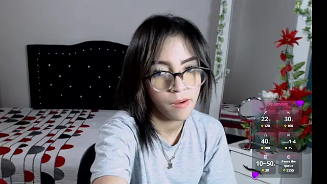 Snapshot of Coraline_Playful chatting on September 2025 12:40:02 PM Coraline Playful online show from September 2025 12:40:02 PM