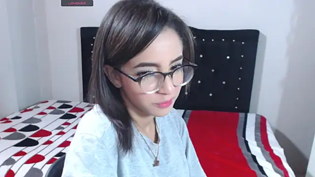 Snapshot of Coraline_Playful chatting on October 2025 01:08:02 PM Coraline Playful online show from October 2025 01:08:02 PM
