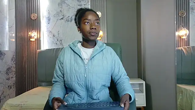 Snapshot of katia_green1 chatting on October 2025 11:39:01 AM katia green1 online show from October 2025 11:39:01 AM