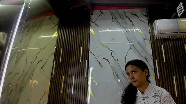 Snapshot of VictoriaDuart chatting on September 2025 07:47:02 PM VictoriaDuart online show from September 2025 07:47:02 PM