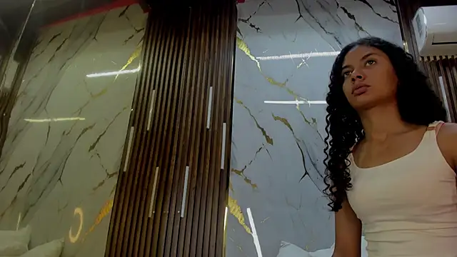 Snapshot of VictoriaDuart chatting on December 2025 08:16:02 PM VictoriaDuart online show from December 2025 08:16:02 PM