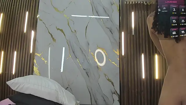 Snapshot of VictoriaDuart chatting on December 2025 08:28:02 PM VictoriaDuart online show from December 2025 08:28:02 PM