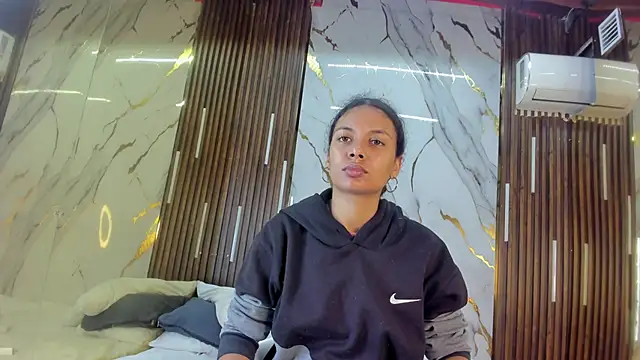 Snapshot of VictoriaDuart chatting on January 2026 07:28:02 PM VictoriaDuart online show from January 2026 07:28:02 PM