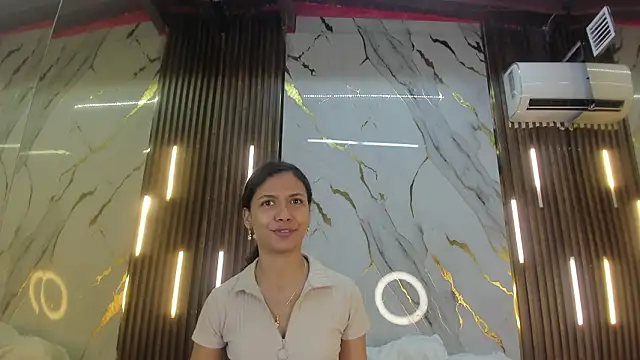 Snapshot of VictoriaDuart chatting on January 2026 08:03:02 PM VictoriaDuart online show from January 2026 08:03:02 PM