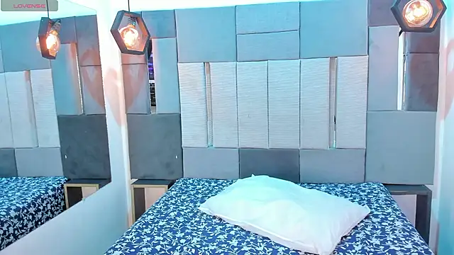 Snapshot of VictoriaDuart chatting on February 2026 08:13:02 PM VictoriaDuart online show from February 2026 08:13:02 PM