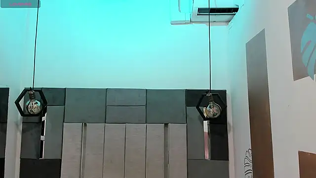 Snapshot of VictoriaDuart chatting on February 2026 08:29:01 PM VictoriaDuart online show from February 2026 08:29:01 PM