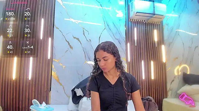 VictoriaDuart online show from April 2026 09:39:33 PM