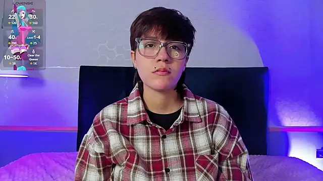 Tsuki Maru online show from January 2026 04:07:02 AM