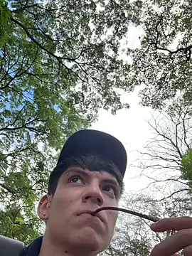 Luck  090 online show from April 2026 07:50:02 PM