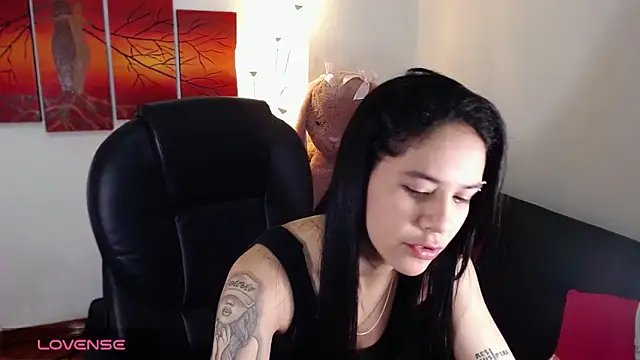 Ashley olivares online show from September 2025 04:54:02 PM