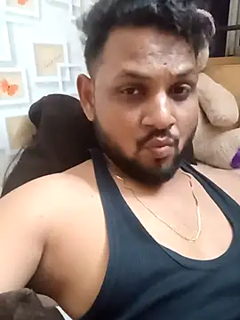 itzrocky1 online show from September 2025 04:40:01 PM