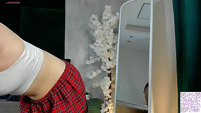 Snapshot of Brenda_Puff chatting on February 2026 12:01:01 AM Brenda Puff online show from February 2026 12:01:01 AM