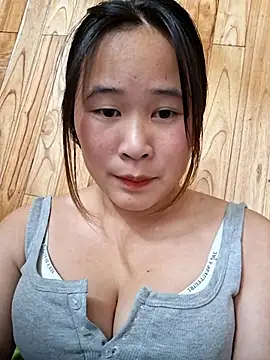 ALIENHR38 online show from November 2025 01:17:02 PM