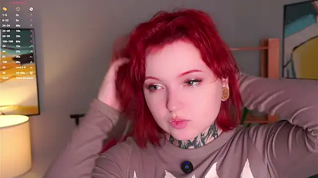 Snapshot of MarnaHarbor chatting on September 2025 01:43:02 PM MarnaHarbor online show from September 2025 01:43:02 PM