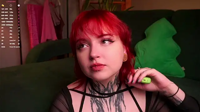 Snapshot of MarnaHarbor chatting on September 2025 01:22:01 PM MarnaHarbor online show from September 2025 01:22:01 PM