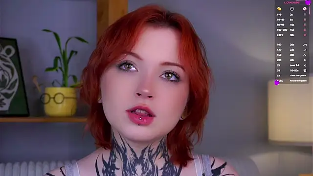 Snapshot of MarnaHarbor chatting on October 2025 01:44:01 PM MarnaHarbor online show from October 2025 01:44:01 PM