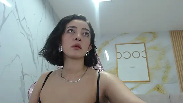 Snapshot of sara_lopez_s chatting on September 2025 01:38:02 PM sara lopez s online show from September 2025 01:38:02 PM