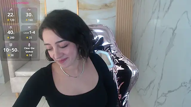 Snapshot of sara_lopez_s chatting on October 2025 02:28:02 PM sara lopez s online show from October 2025 02:28:02 PM