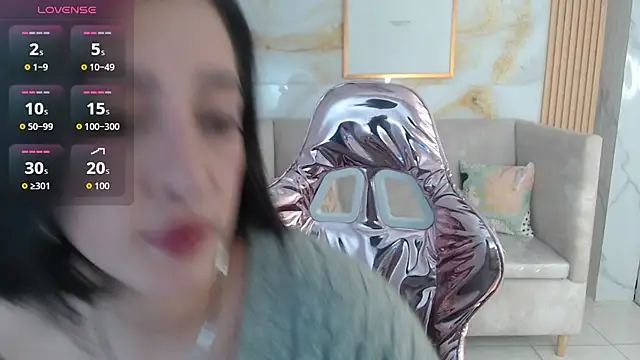 Snapshot of sara_lopez_s chatting on November 2025 01:11:01 PM sara lopez s online show from November 2025 01:11:01 PM