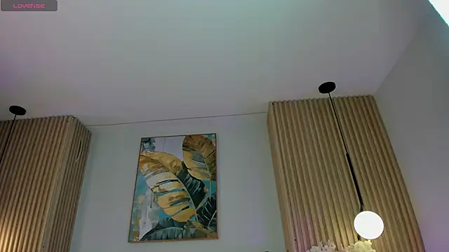 Mila Hank  online show from March 2026 12:10:02 PM